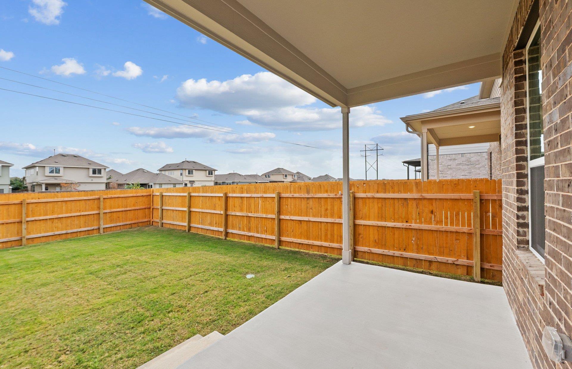 526 Tailwind Dr, Kyle, TX 78640