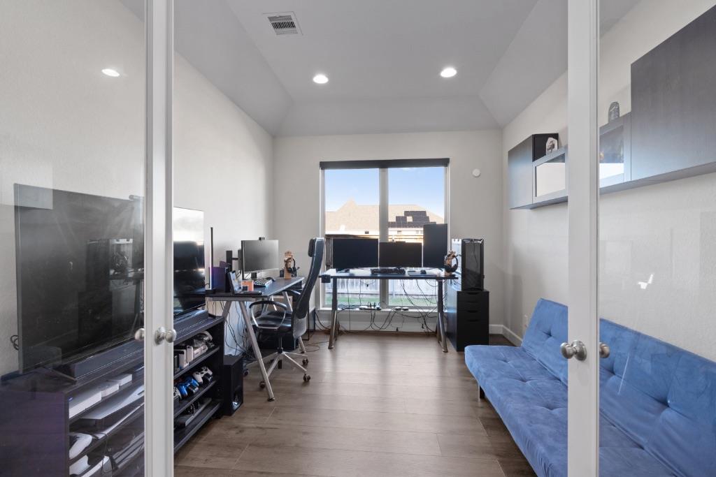 547 Jefferson Dr, Kyle, TX 78640