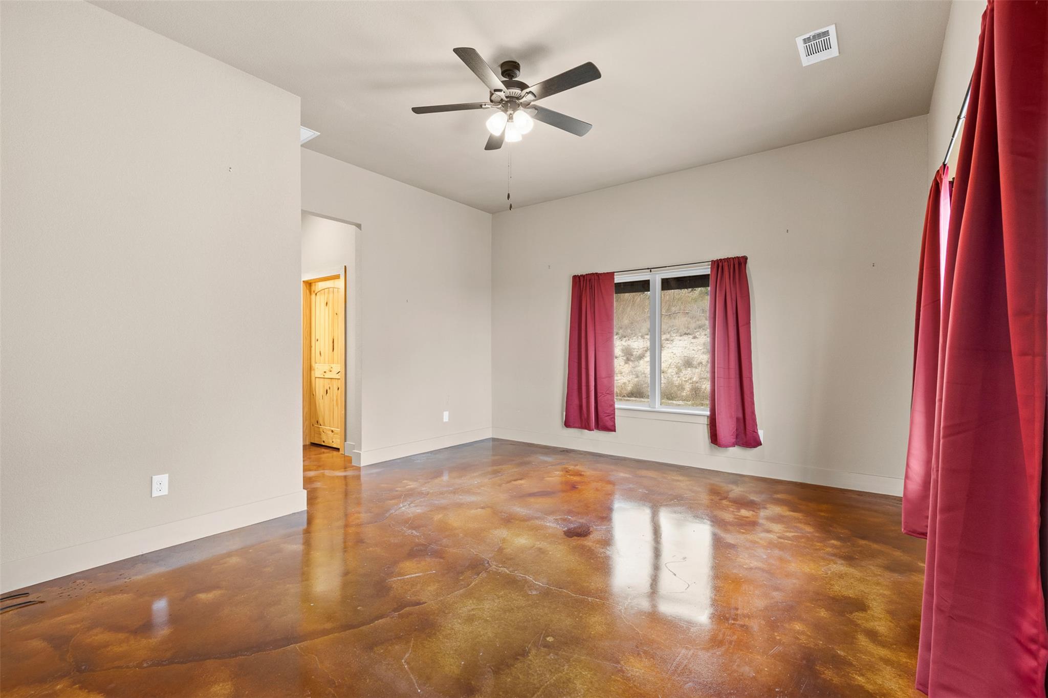 427 S Cedar Mountain Dr, Marble Falls, TX 78654