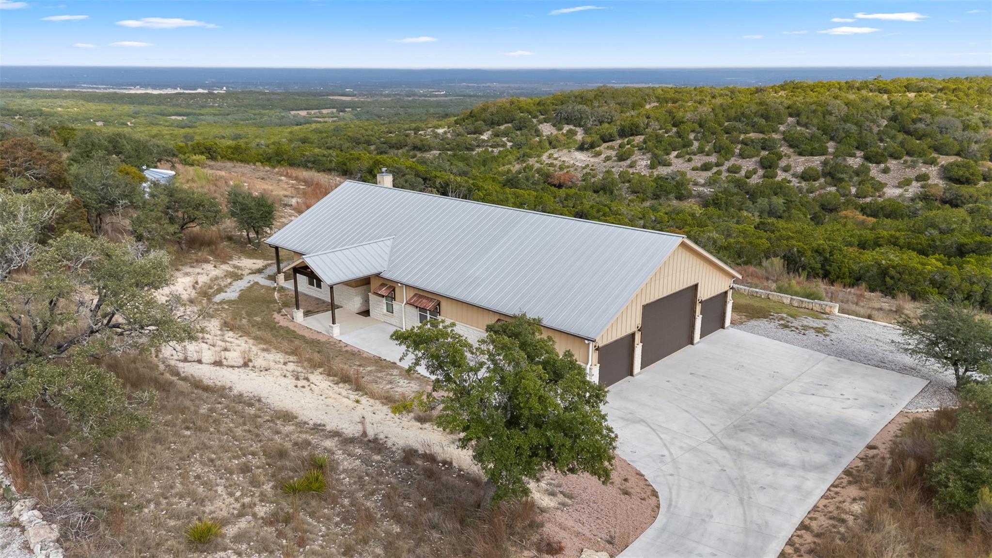 427 S Cedar Mountain Dr, Marble Falls, TX 78654