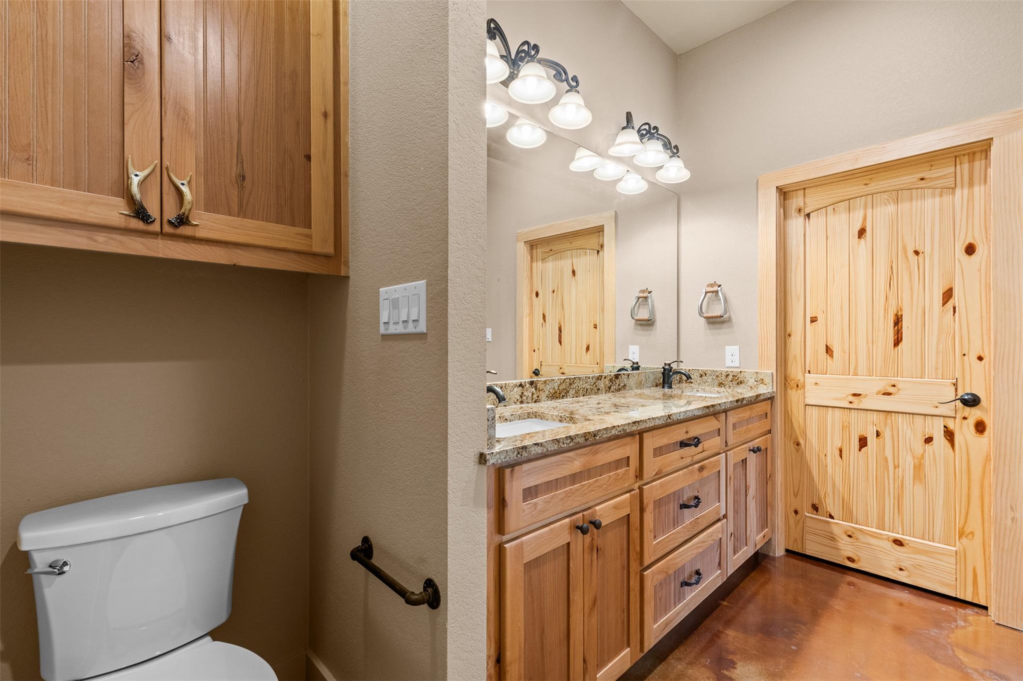 427 S Cedar Mountain Dr, Marble Falls, TX 78654