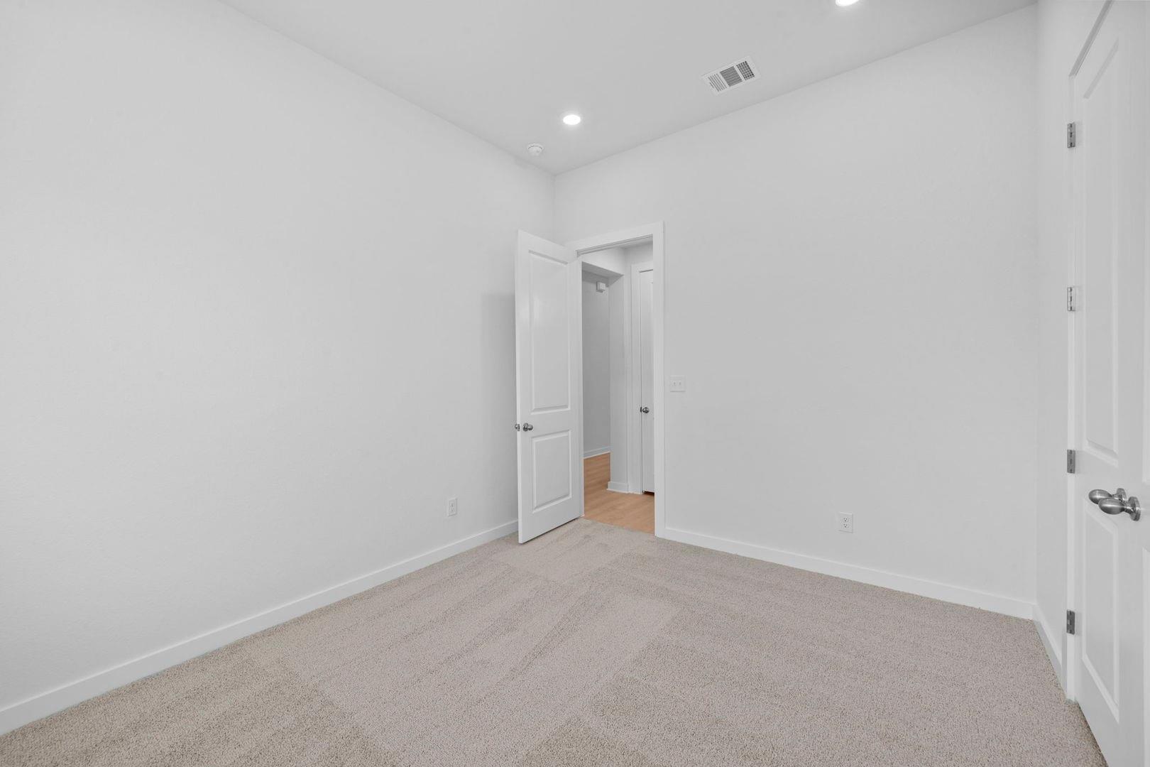 425 Brandywine Rd, Hutto, TX 78634