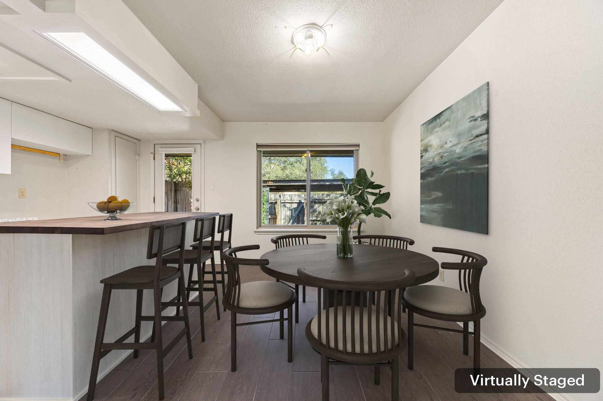 8235 Summer Side Dr, Austin, TX 78759