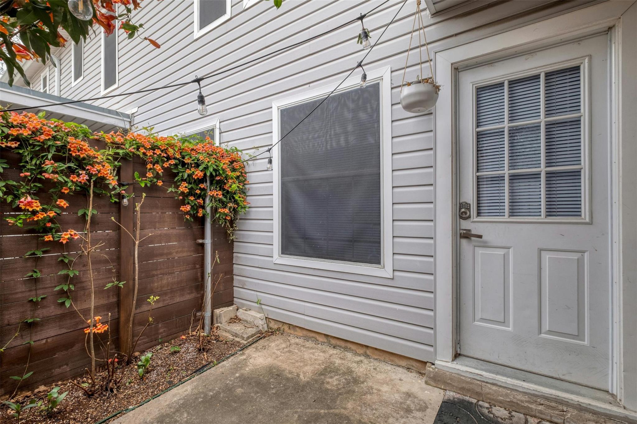 1904 Goodrich Ave # 4, Austin, TX 78704