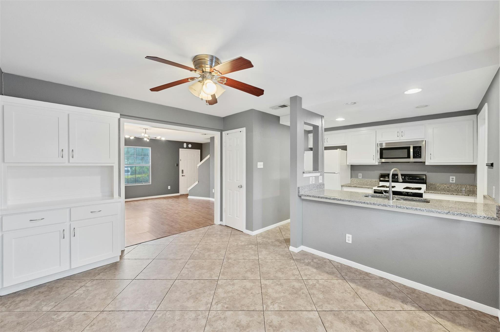 1904 Goodrich Ave # 4, Austin, TX 78704