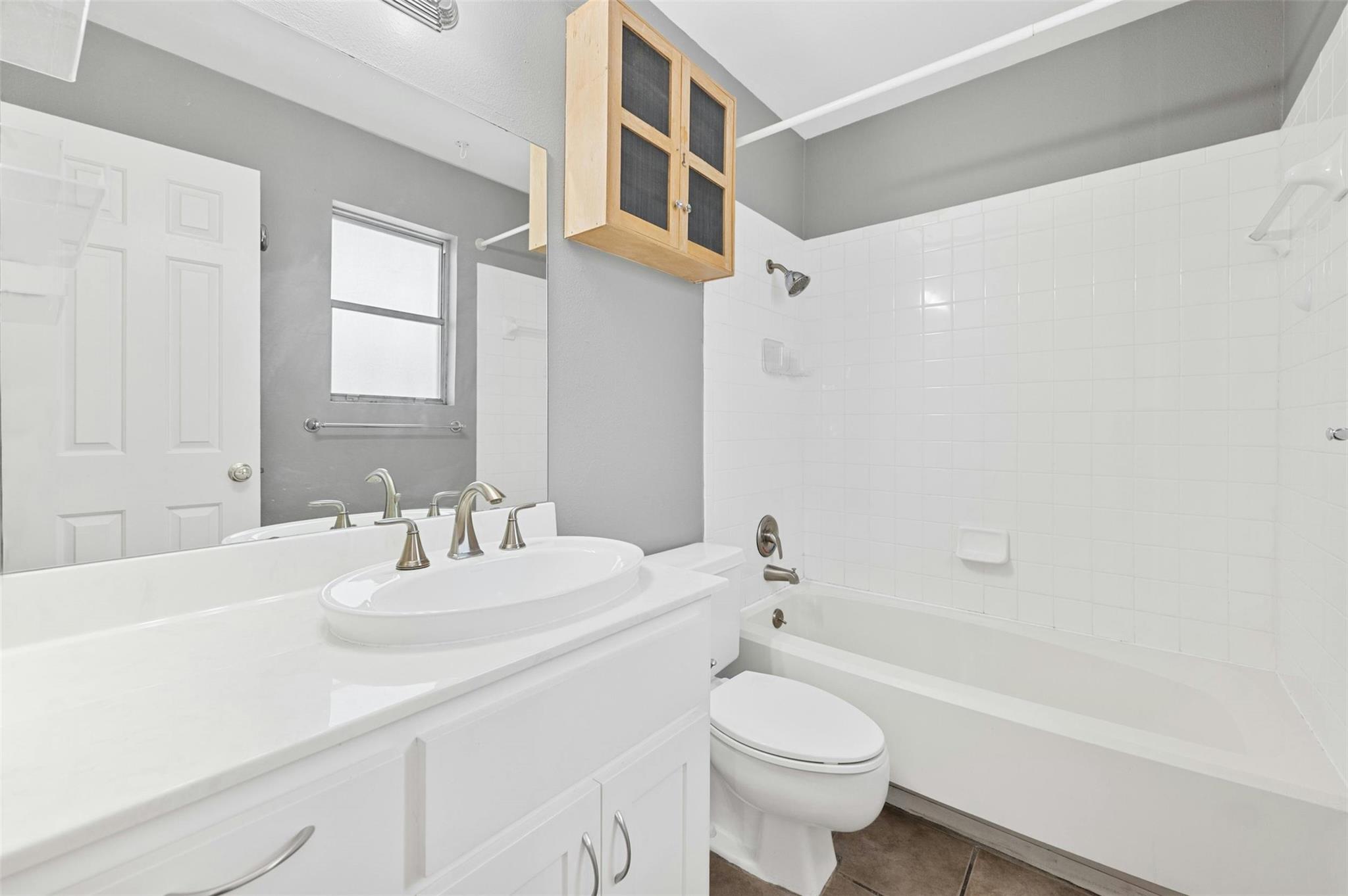 1904 Goodrich Ave # 4, Austin, TX 78704