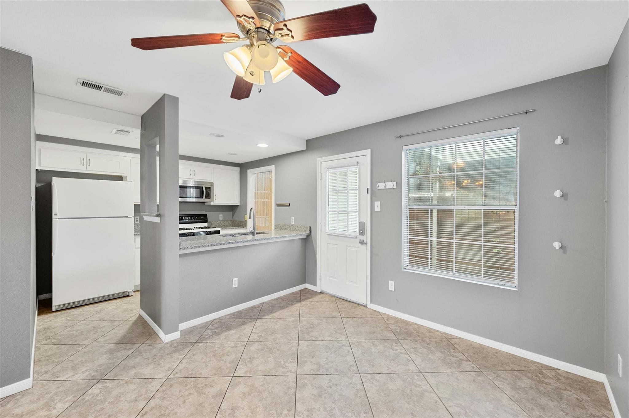 1904 Goodrich Ave # 4, Austin, TX 78704