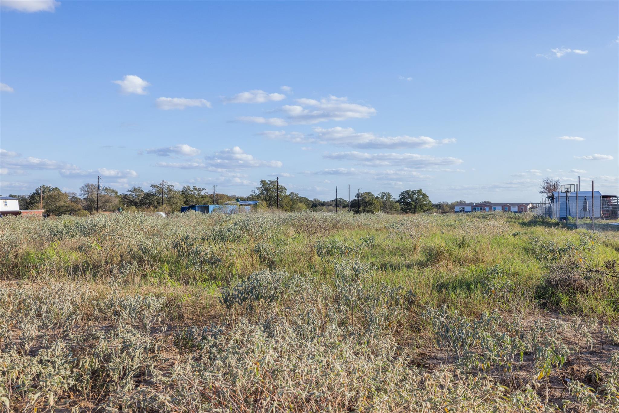 175 Romberg Rd, Dale, TX 78616