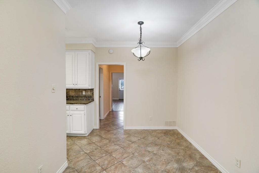 2208 Indian Trl # A, Austin, TX 78703