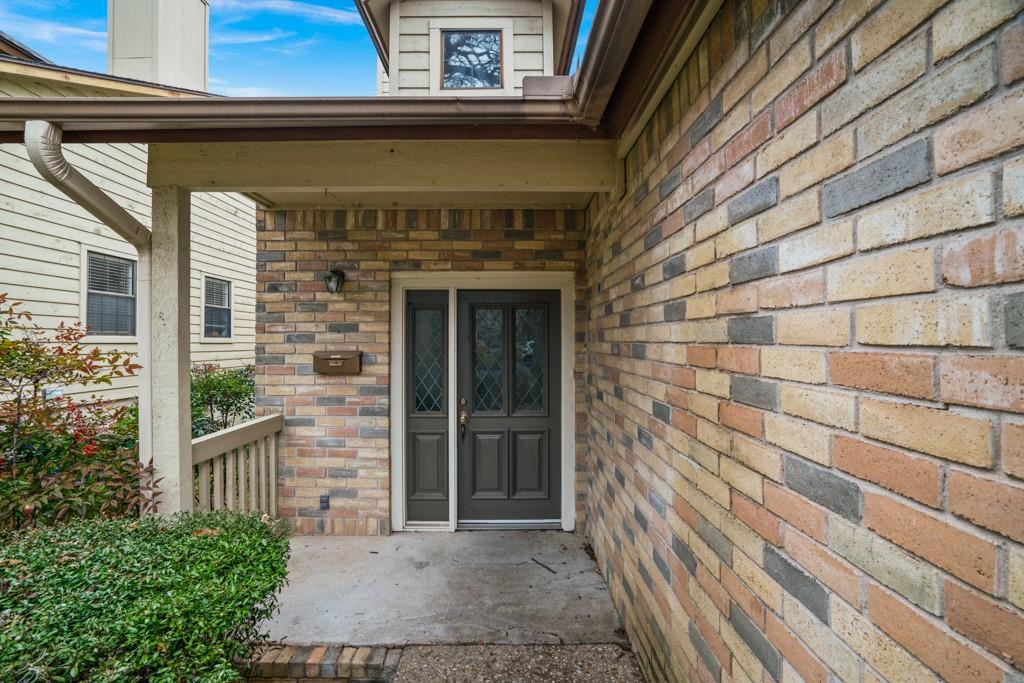 2208 Indian Trl # A, Austin, TX 78703