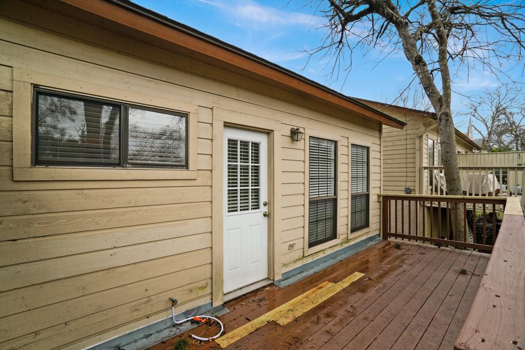 2208 Indian Trl # A, Austin, TX 78703