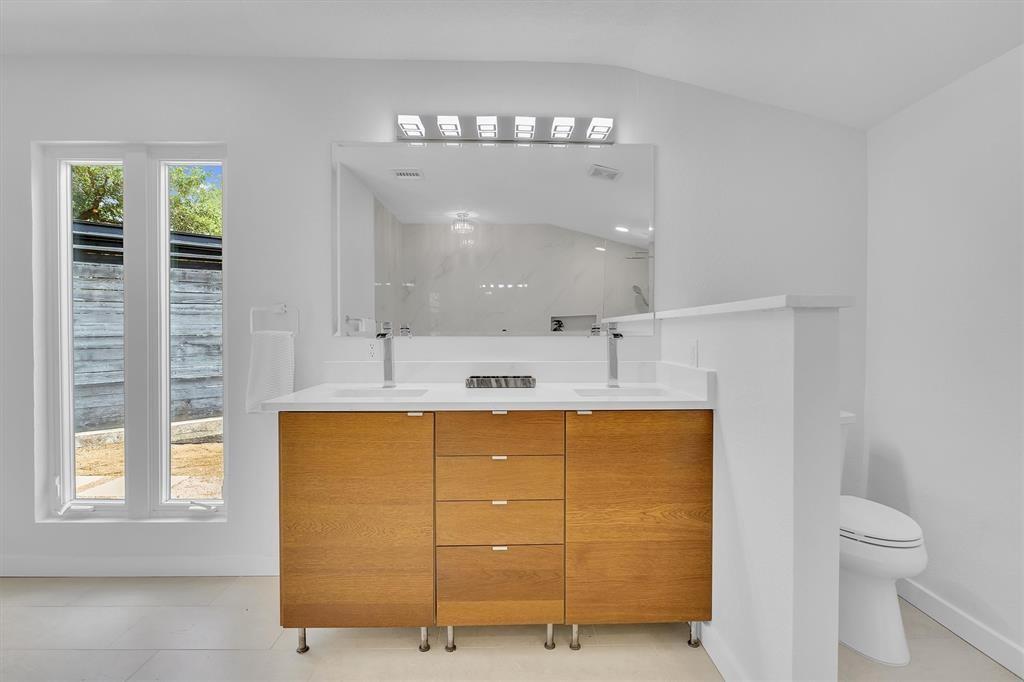 3500 Northland Dr, Austin, TX 78731