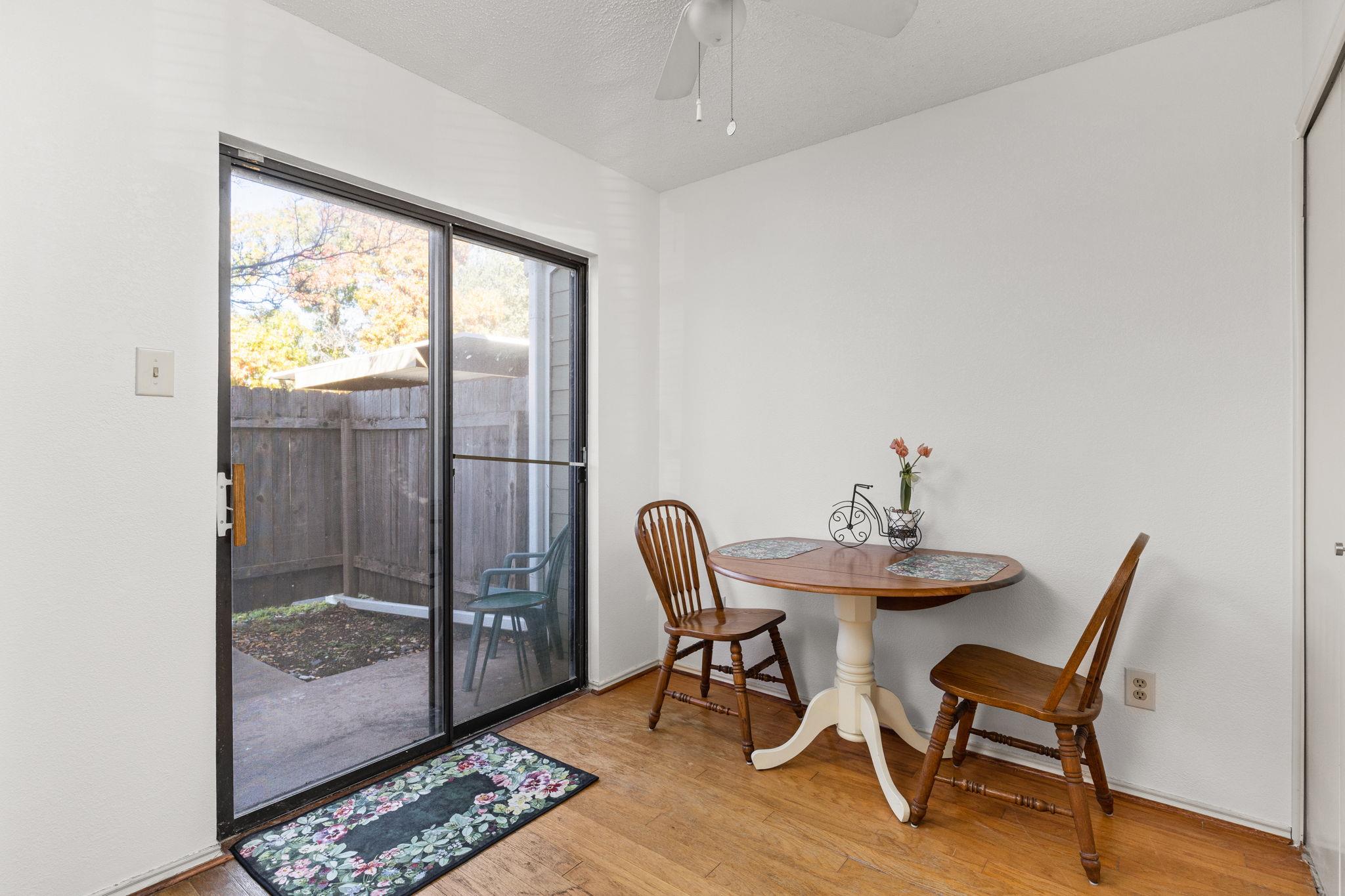 12325 Los Indios Trl # 12, Austin, TX 78729