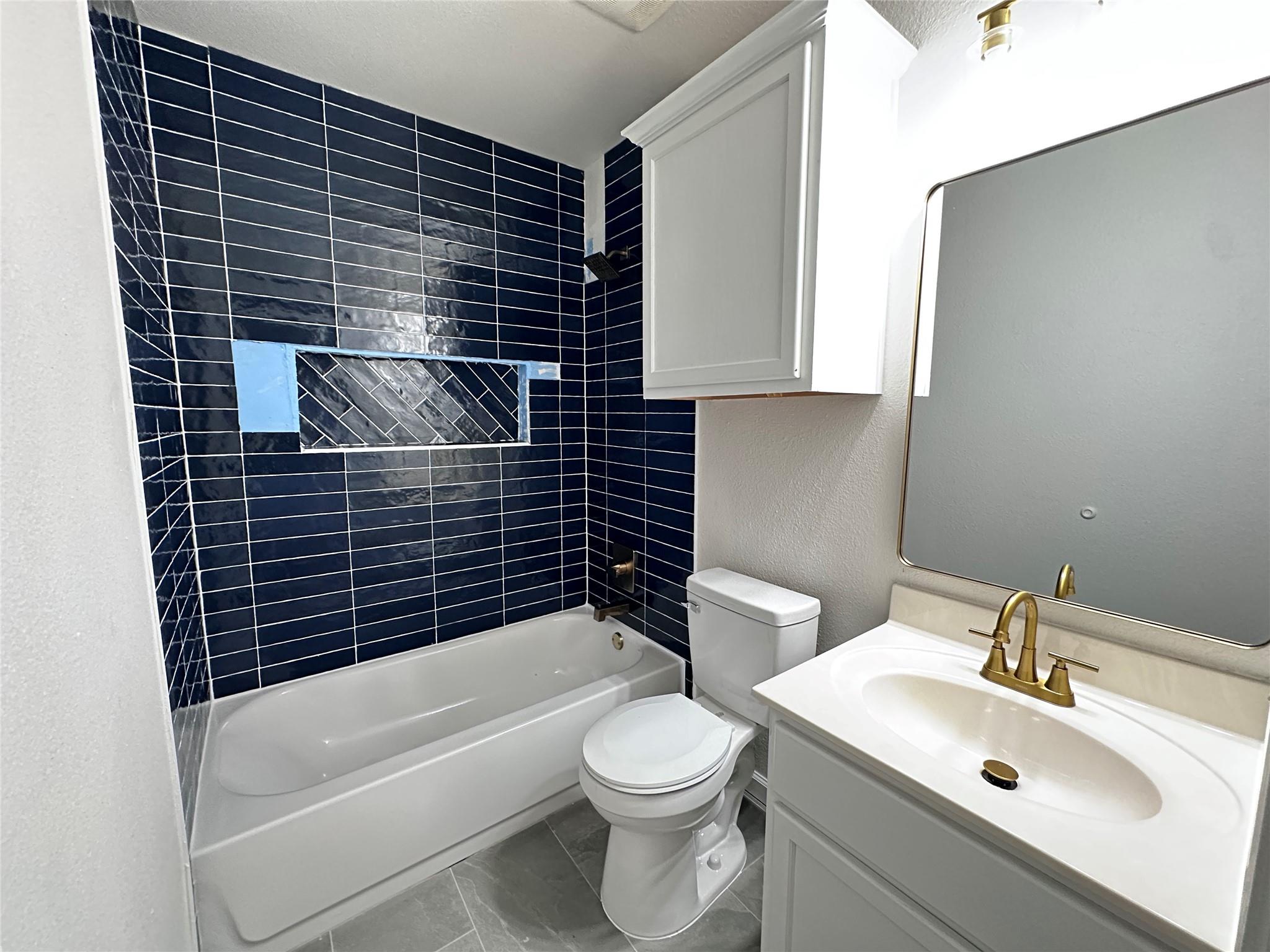 360 Atlantis, Kyle, TX 78640