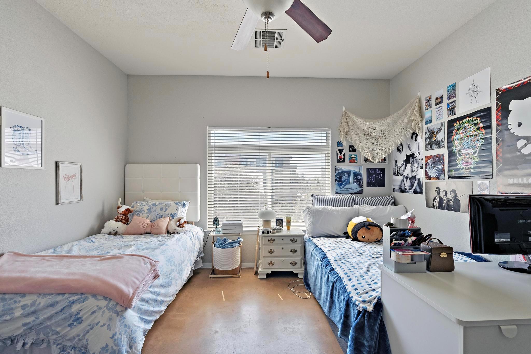 910 W 25th St # 406, Austin, TX 78705