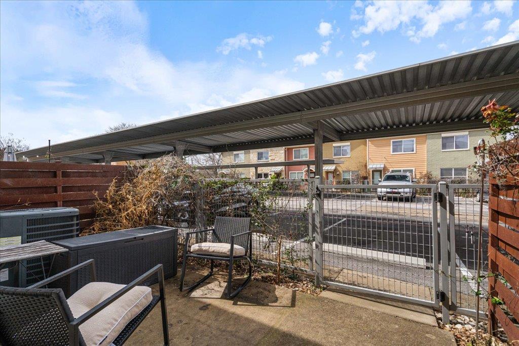 1101 Grove Blvd # 203, Austin, TX 78741