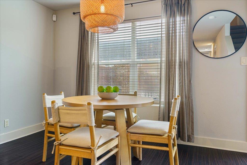 1101 Grove Blvd # 203, Austin, TX 78741