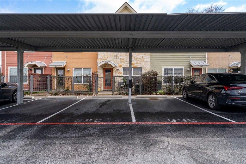 1101 Grove Blvd # 203, Austin, TX 78741