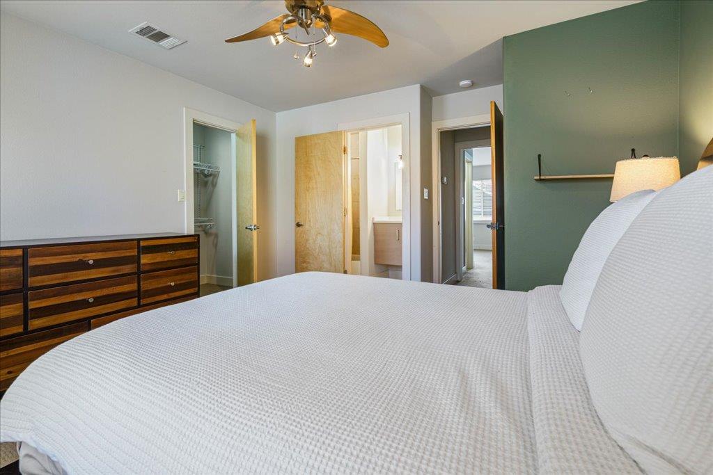 1101 Grove Blvd # 203, Austin, TX 78741