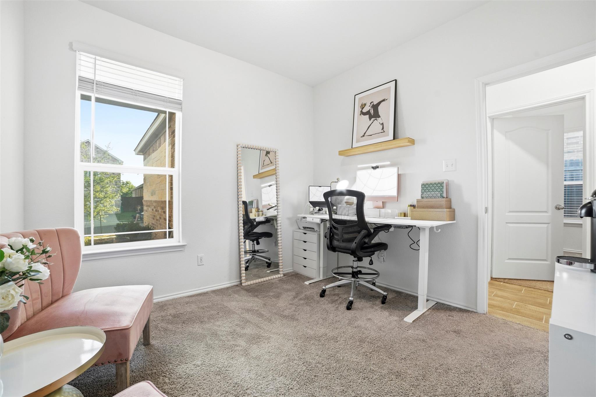 517 Lady Swiss Ln, Hutto, TX 78634