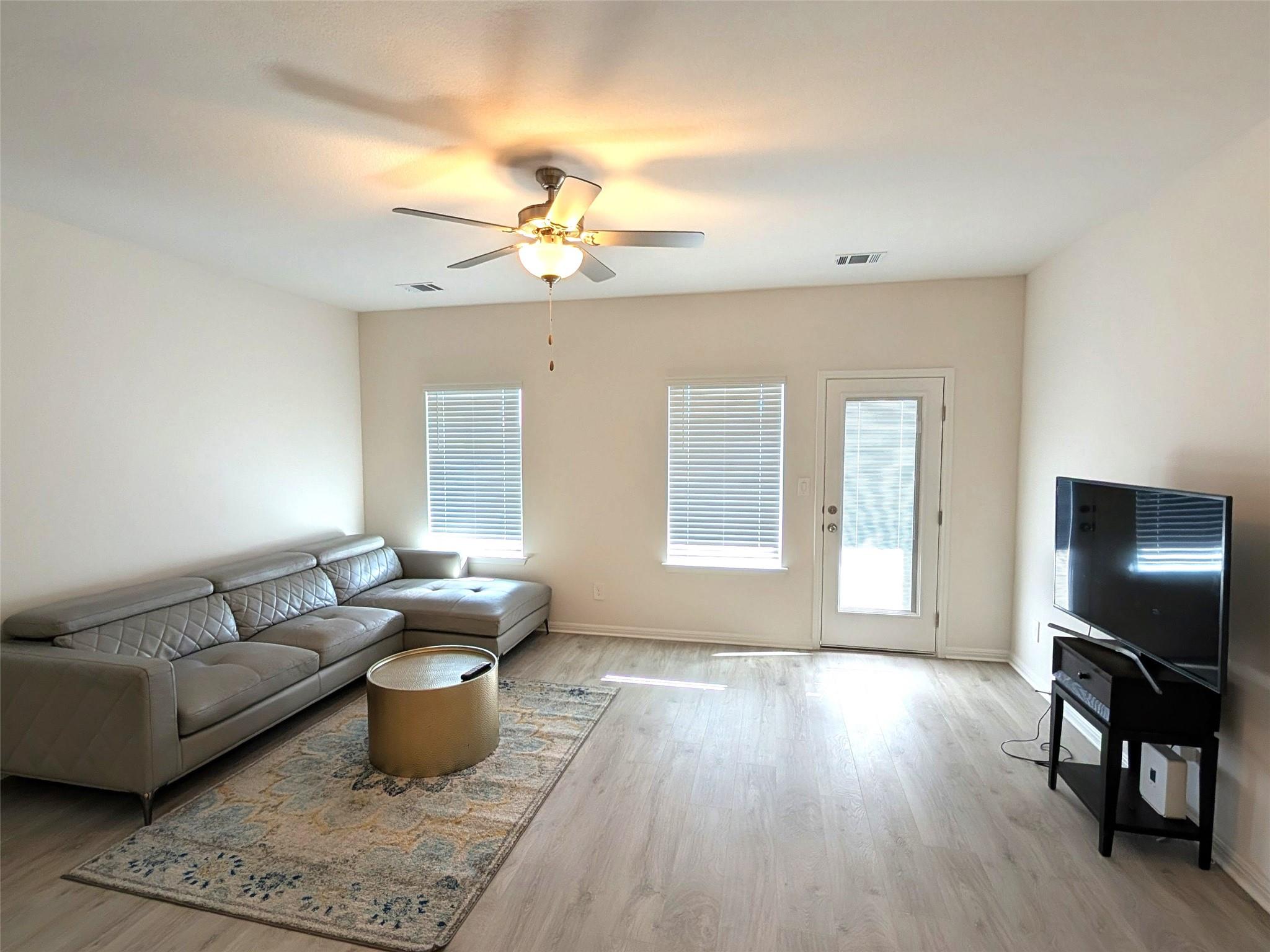 441 El Capitan Loop, Dripping Springs, TX 78620