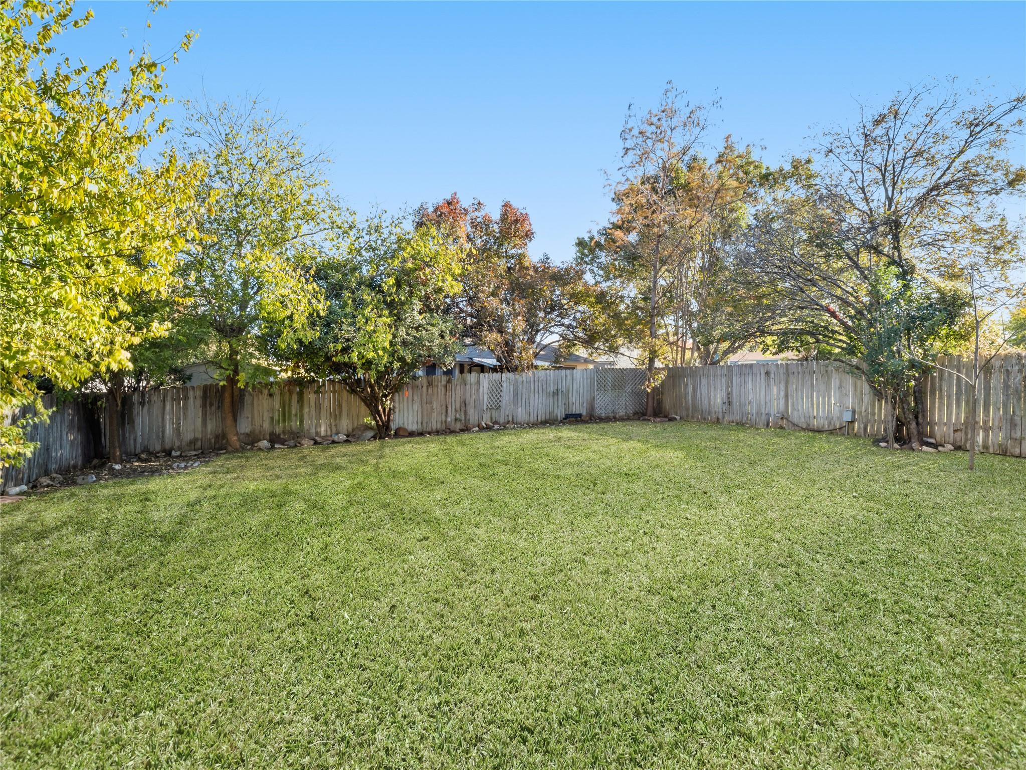 218 Crystal Knoll Blvd, Georgetown, TX 78626