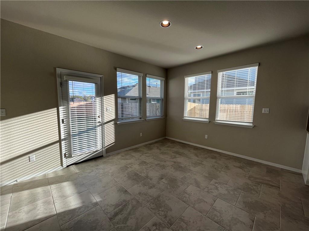 128 Bright Flora Ln, Maxwell, TX 78656