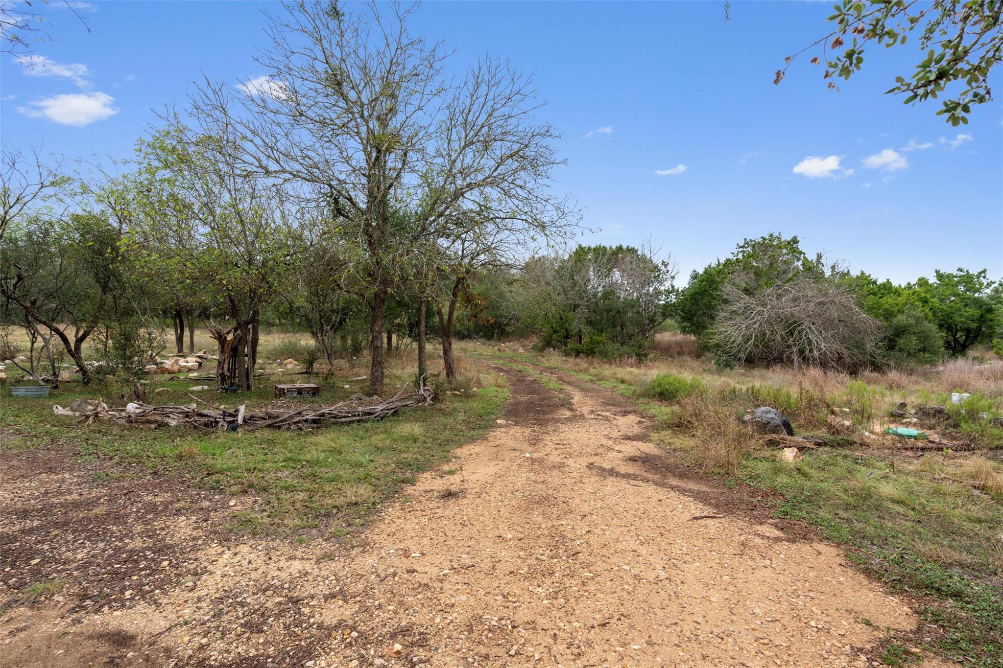 1100 High Rd, San Marcos, TX 78666