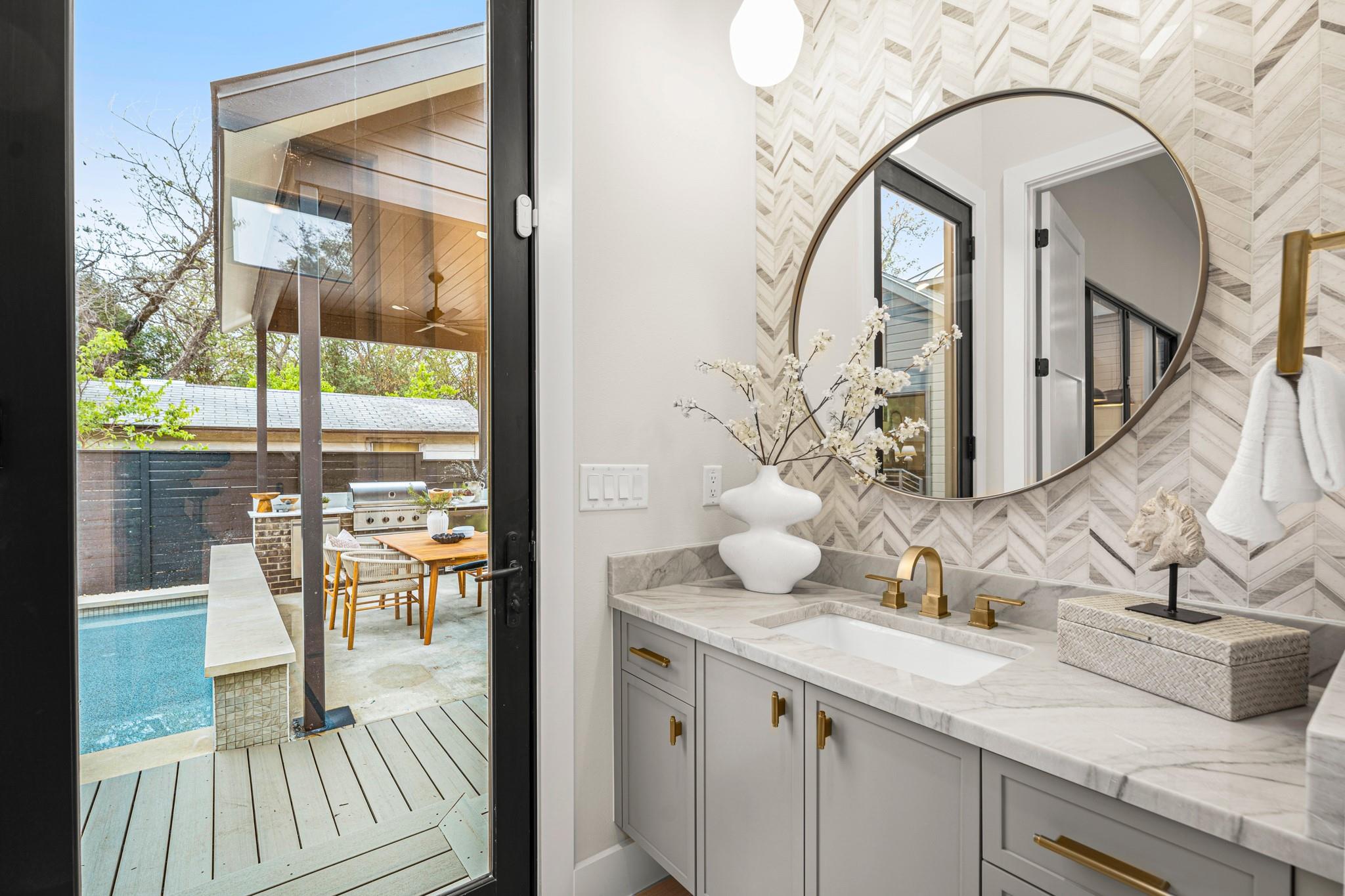 1503 Alguno Rd, Austin, TX 78757