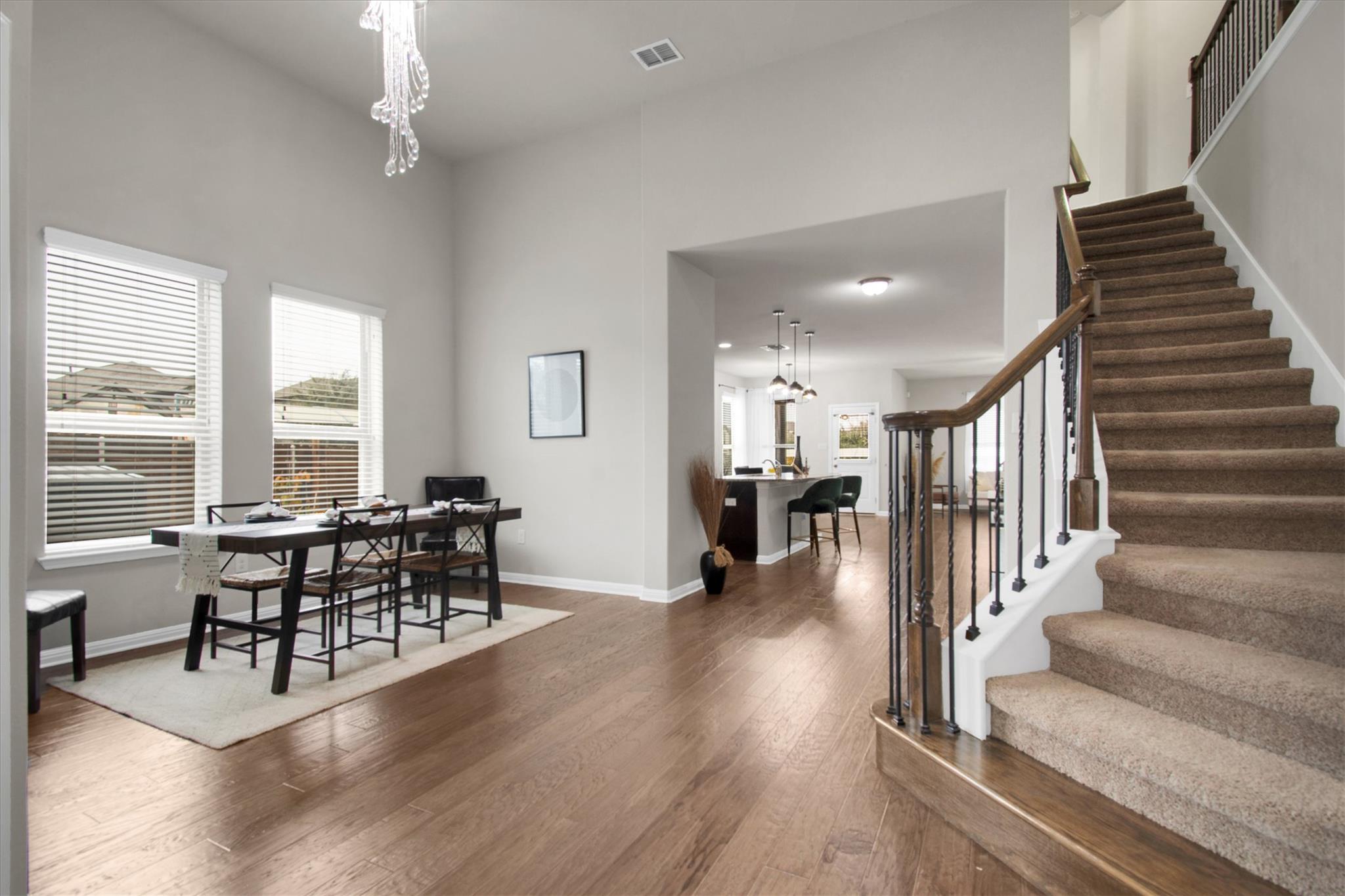 13601 Larrys Ln, Austin, TX 78652