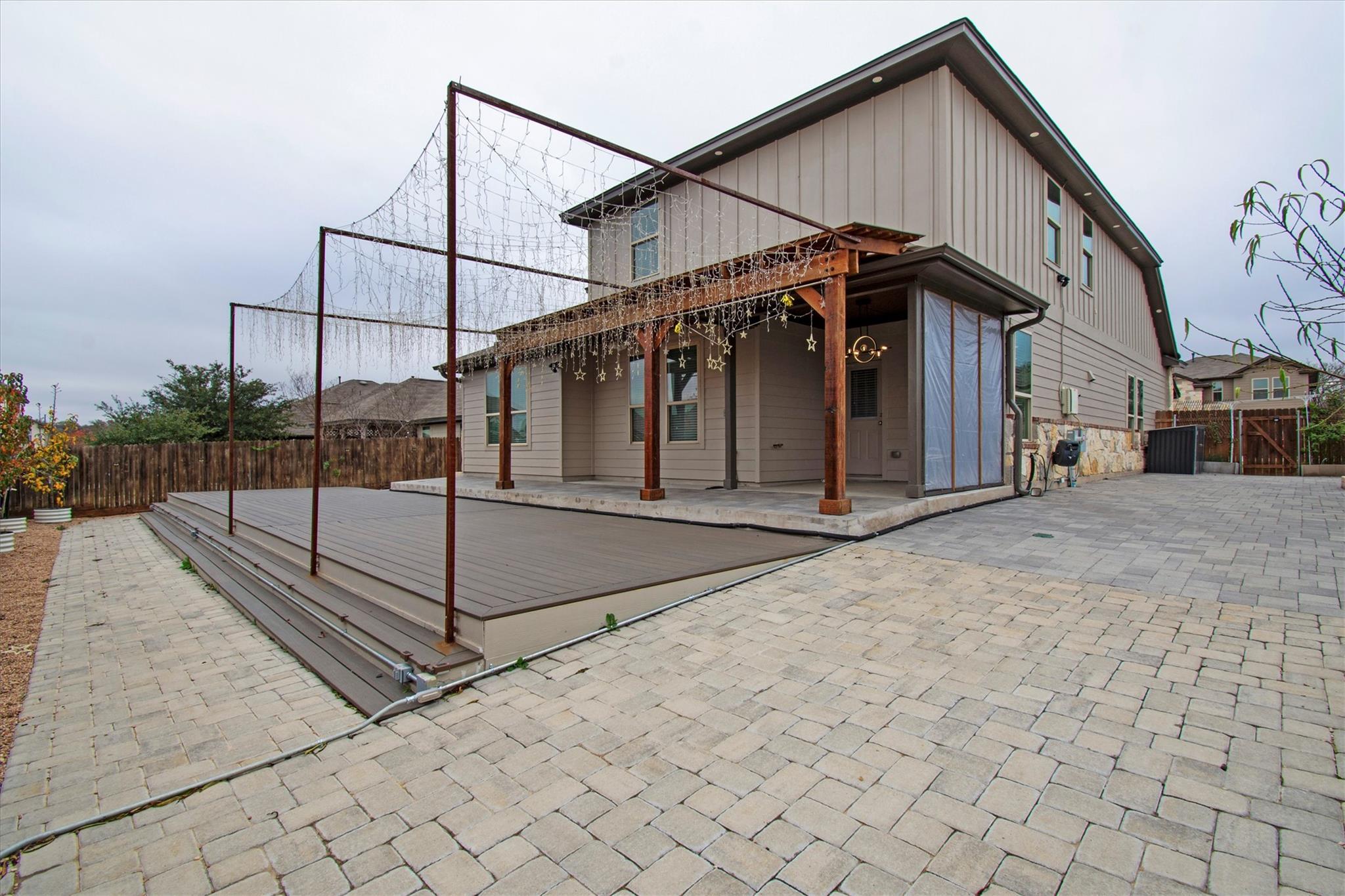 13601 Larrys Ln, Austin, TX 78652