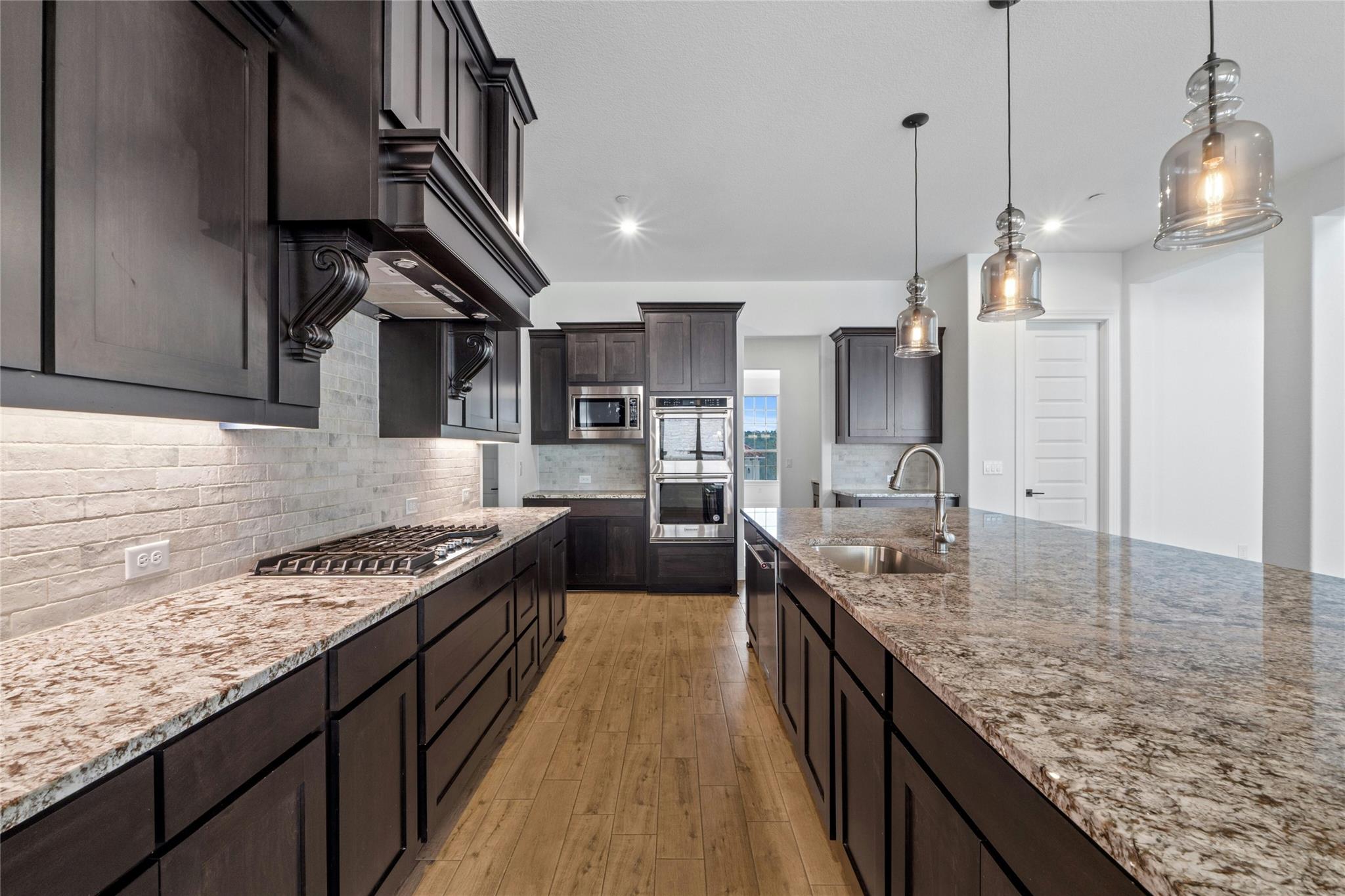 2324 Bel Paese Bnd, Leander, TX 78641