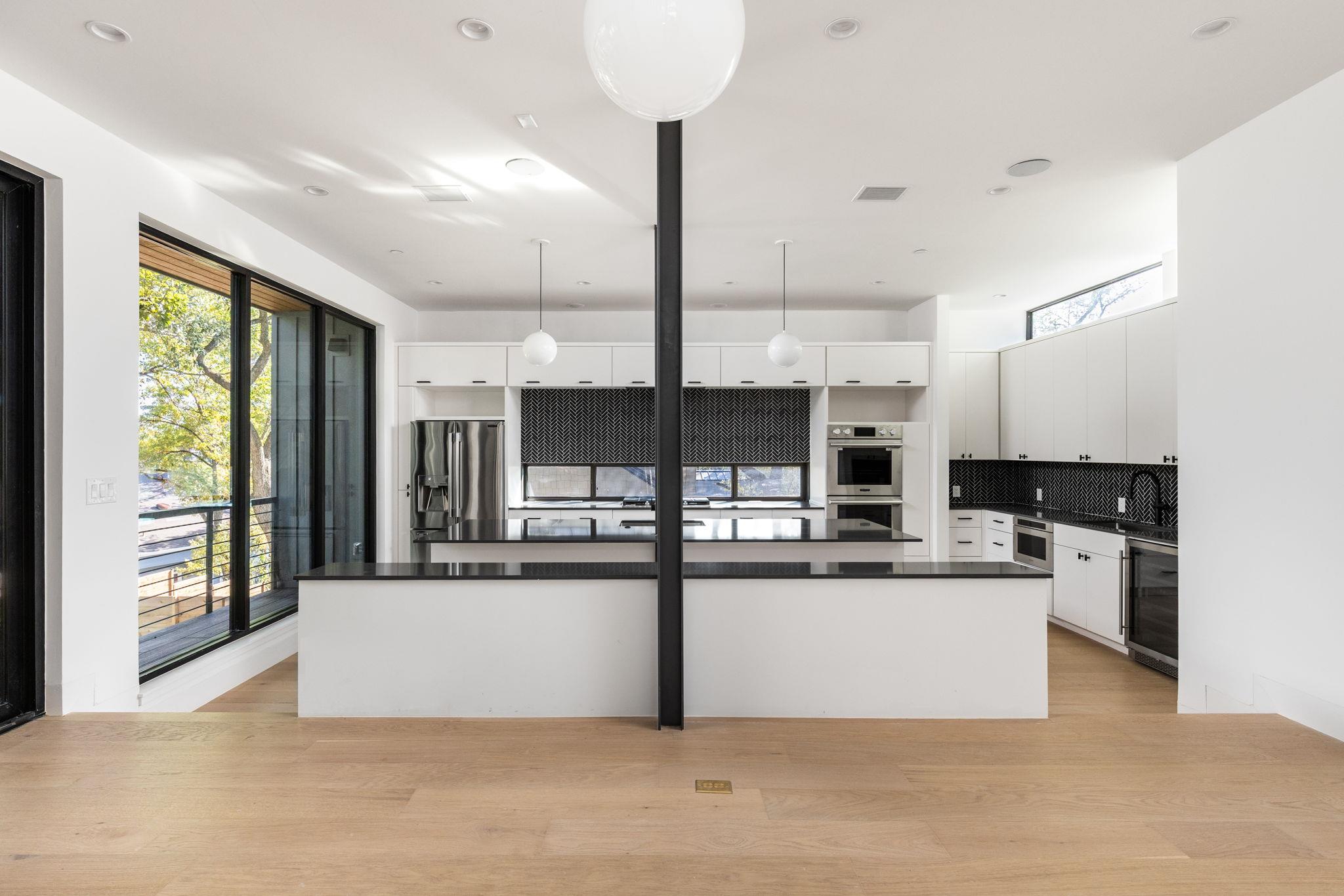 1603 Chelsea Ln # 1, Austin, TX 78704