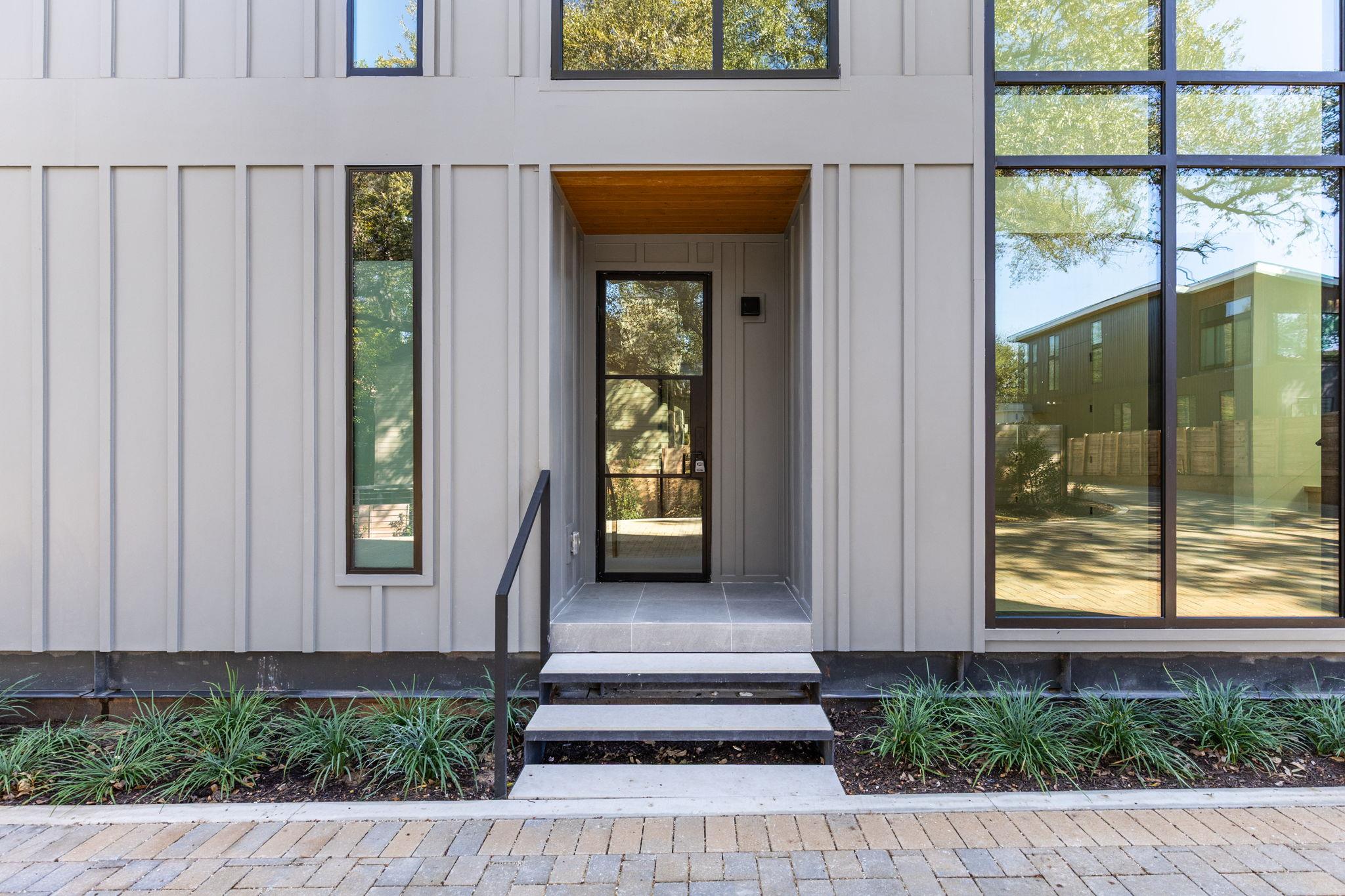 1603 Chelsea Ln # 1, Austin, TX 78704