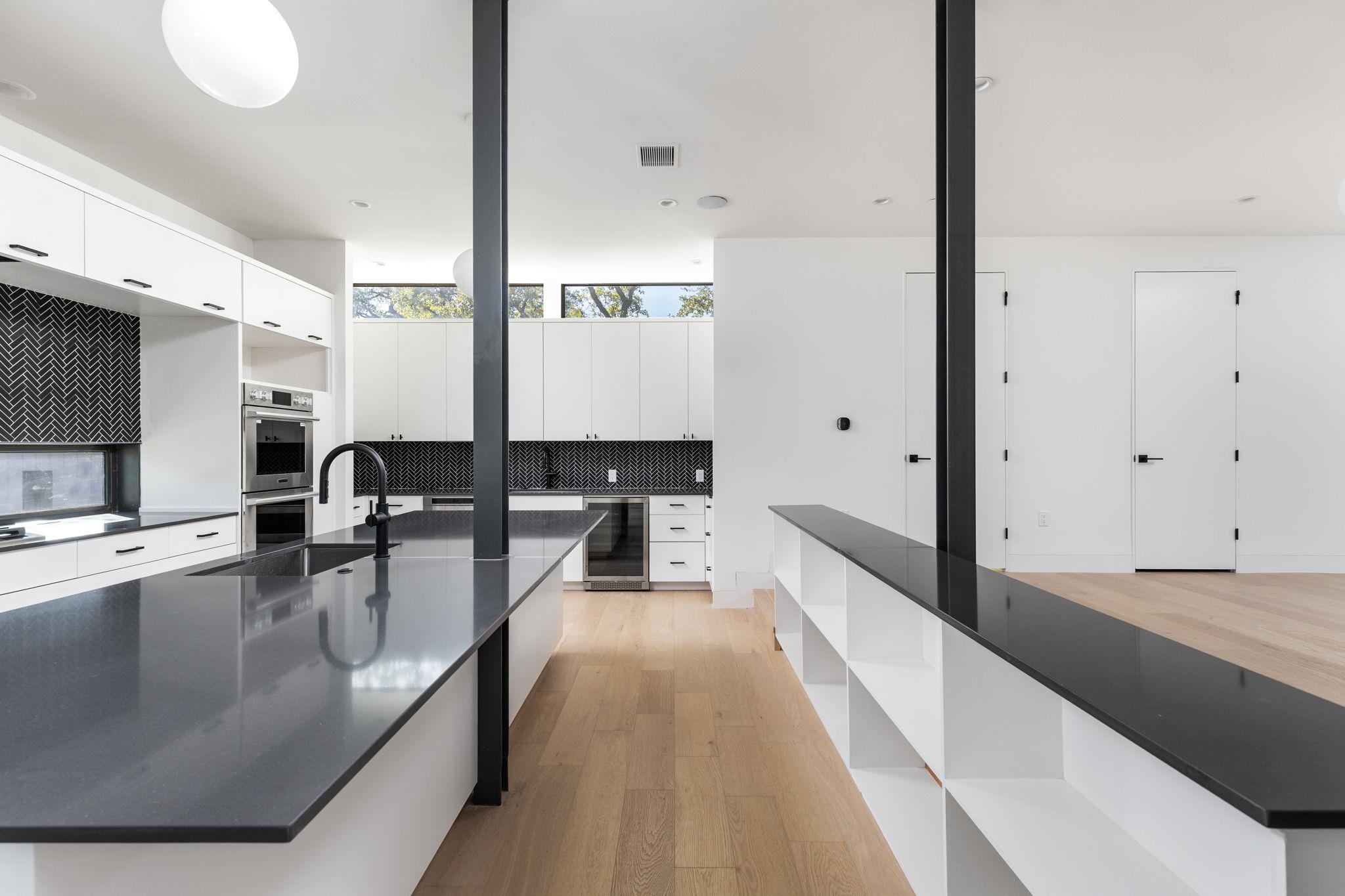 1603 Chelsea Ln # 1, Austin, TX 78704