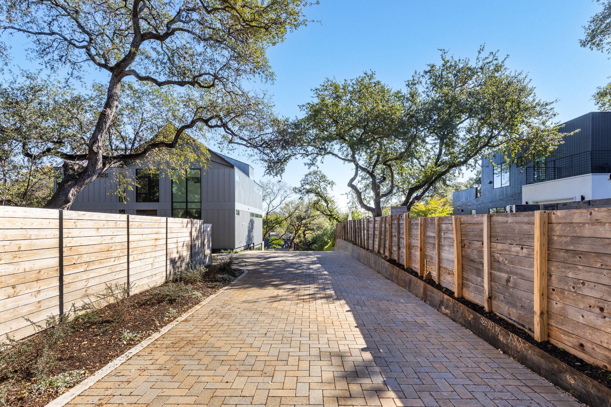 1603 Chelsea Ln # 1, Austin, TX 78704