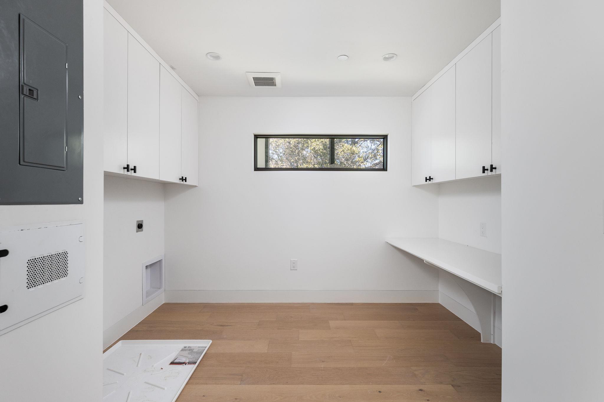 1603 Chelsea Ln # 1, Austin, TX 78704