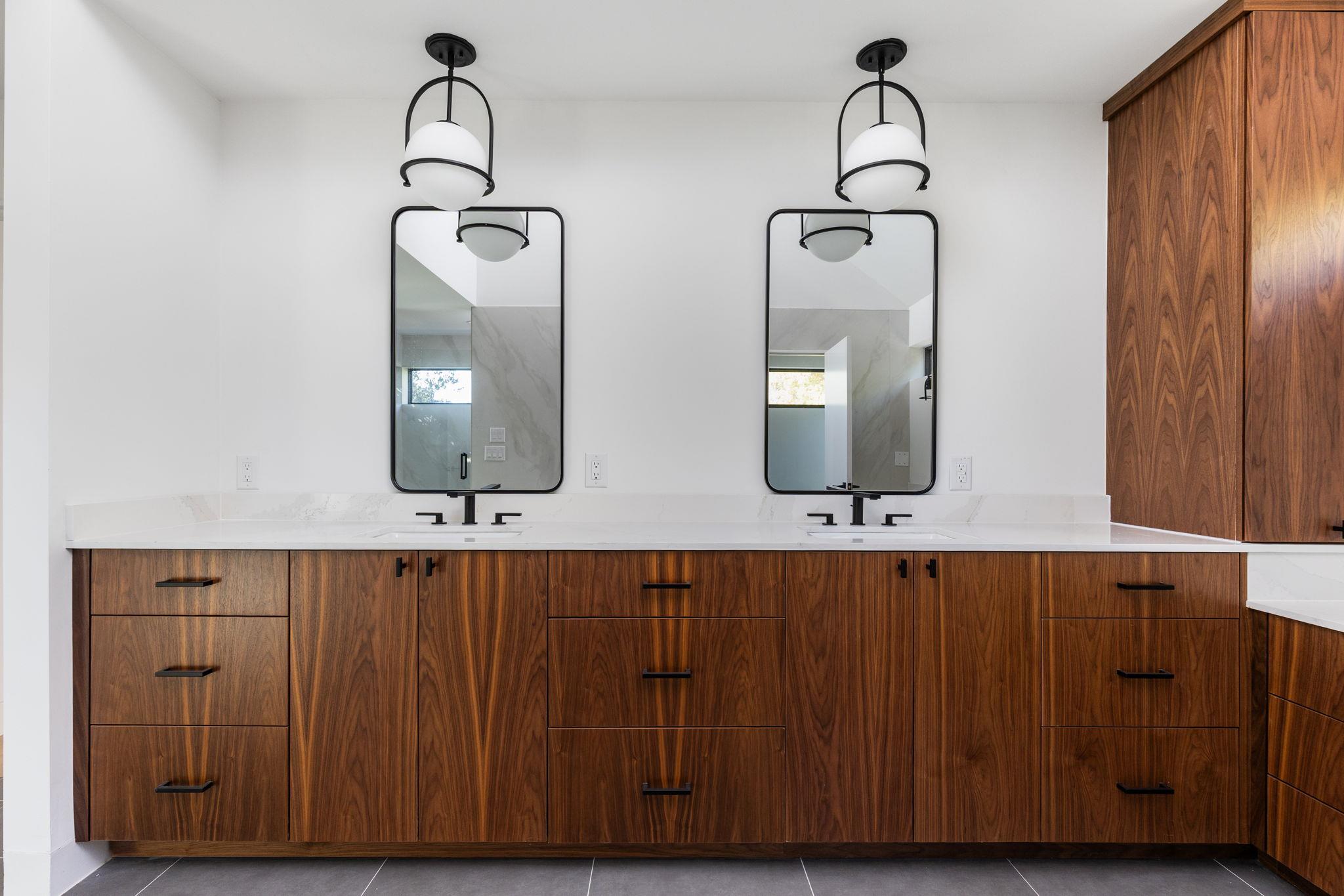 1603 Chelsea Ln # 1, Austin, TX 78704