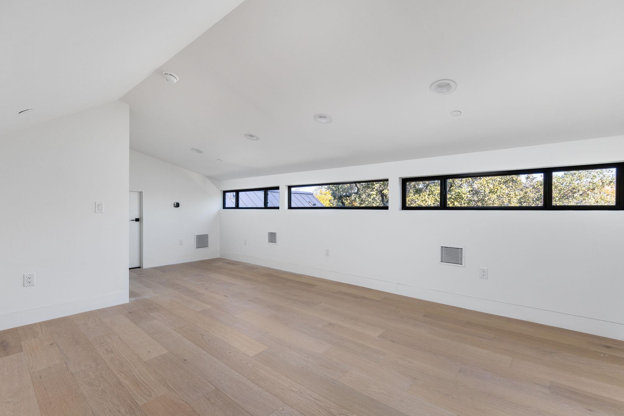 1603 Chelsea Ln # 1, Austin, TX 78704