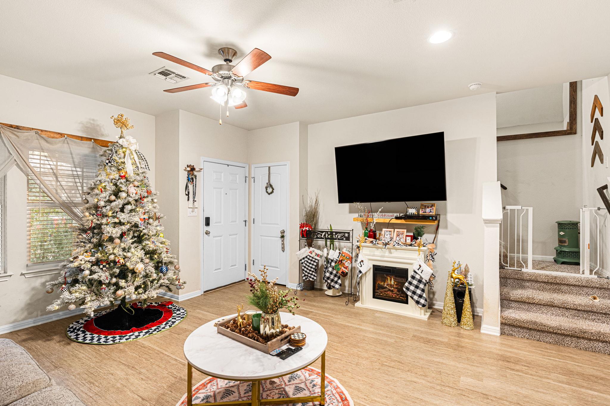 1031 Sand Post Pl, San Marcos, TX 78666