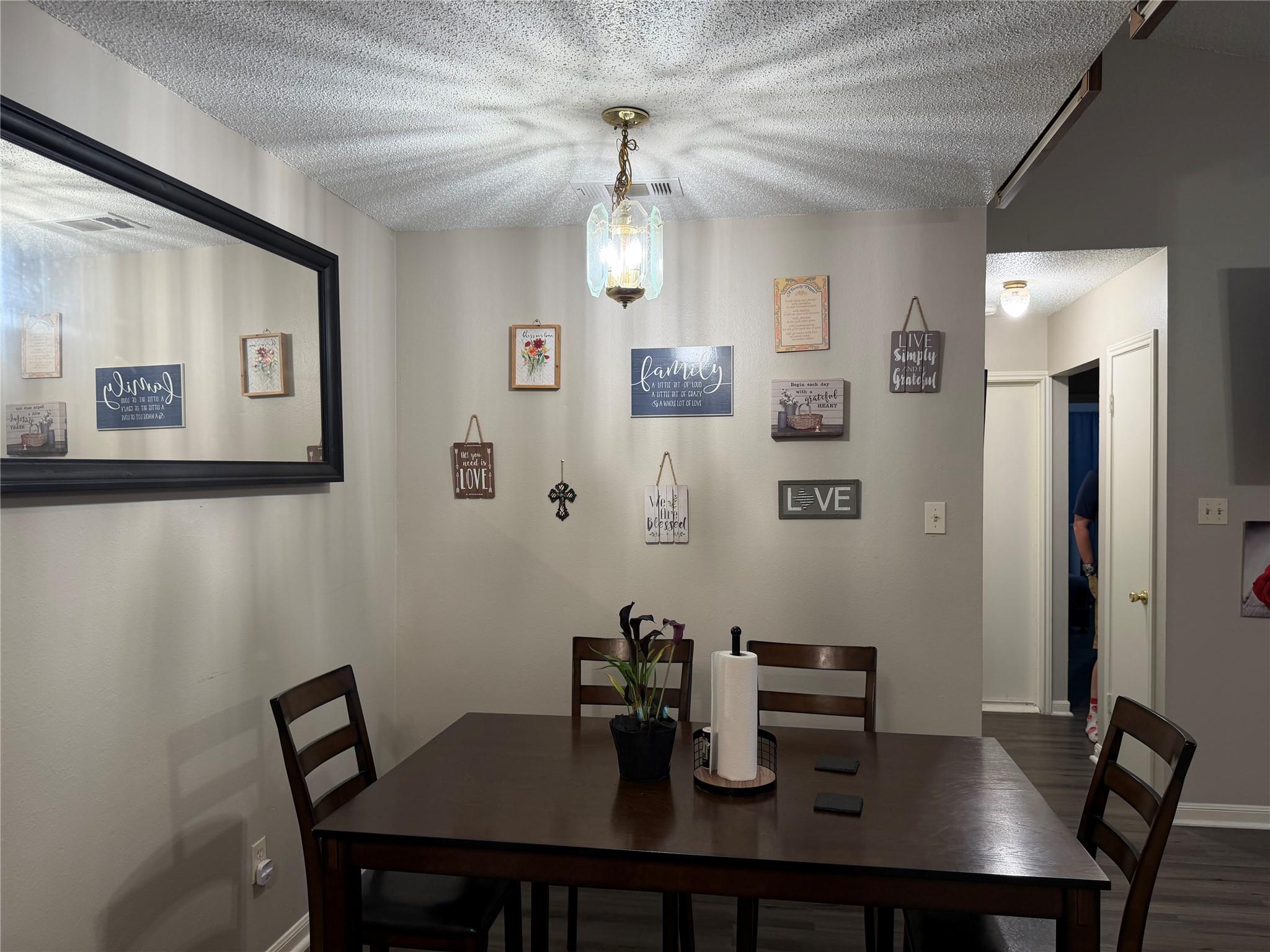 1910 Margalene Way, Austin, TX 78728