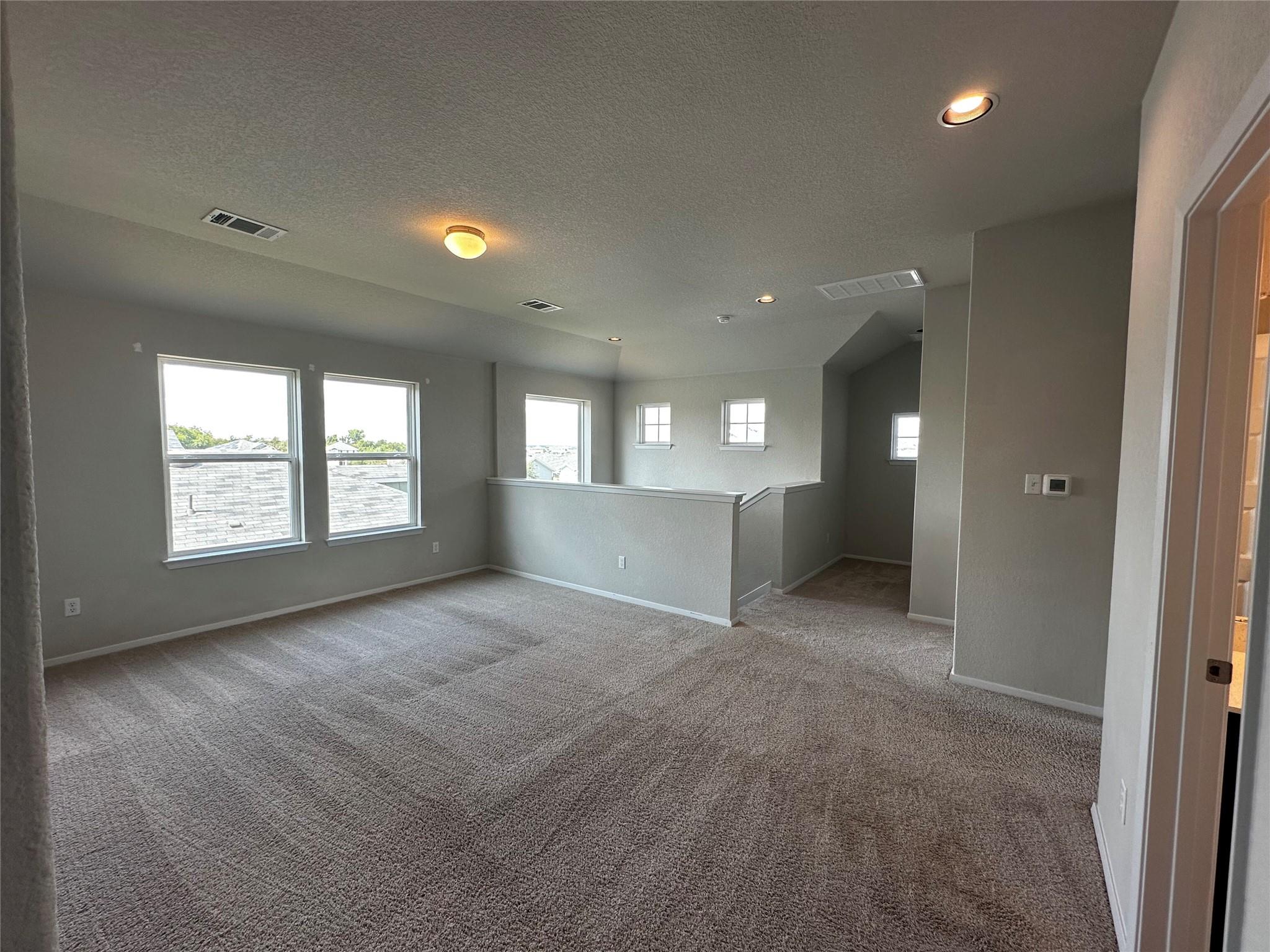 316 Insider Loop, Elgin, TX 78621