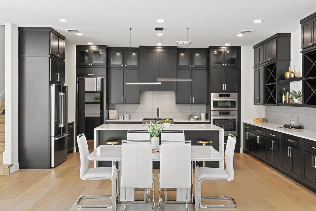 419 Hazeltine Dr, Lakeway, TX 78734