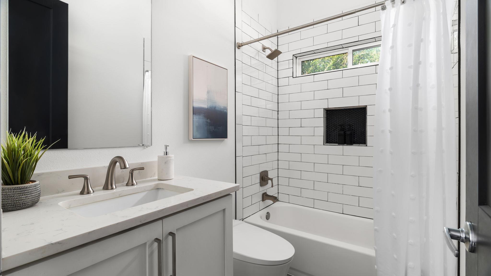 222 Stars And Stripes, Fischer, TX 78623