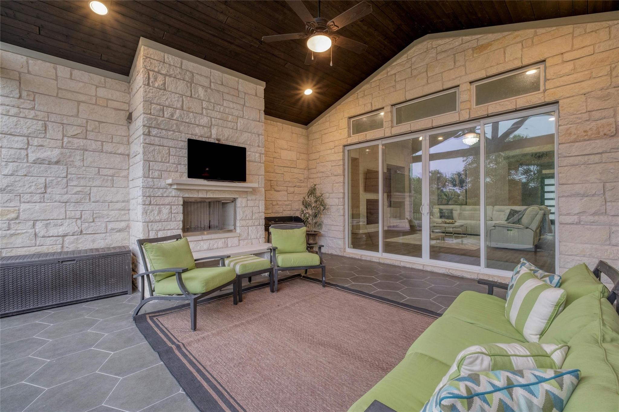 409 Ocate Mesa Trl, Liberty Hill, TX 78642