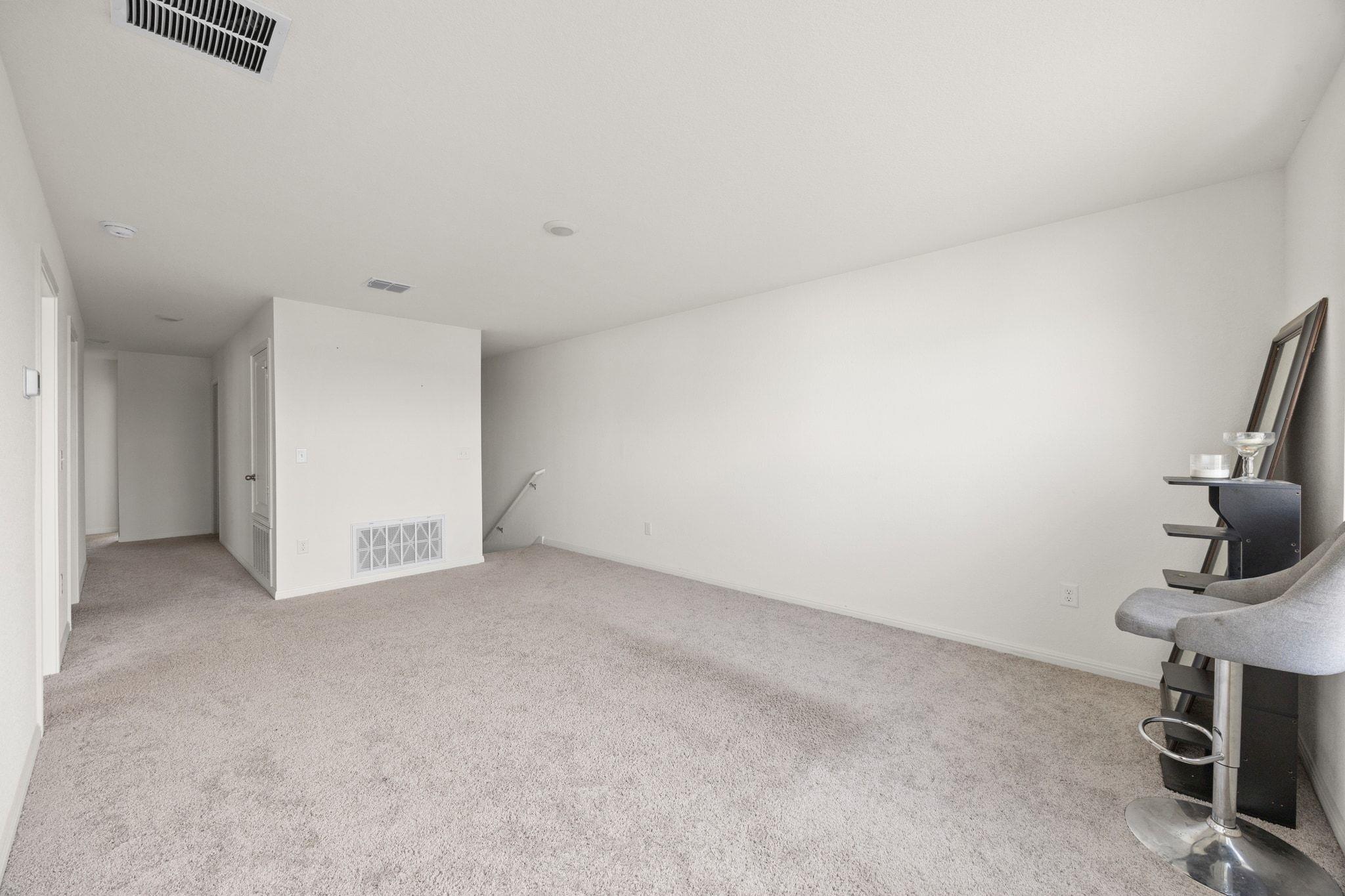 410 Magnum Force Dr, Jarrell, TX 76537