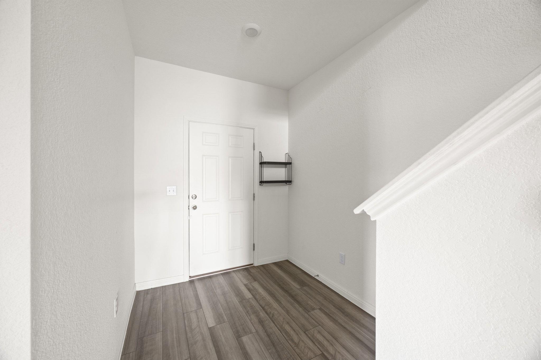 410 Magnum Force Dr, Jarrell, TX 76537