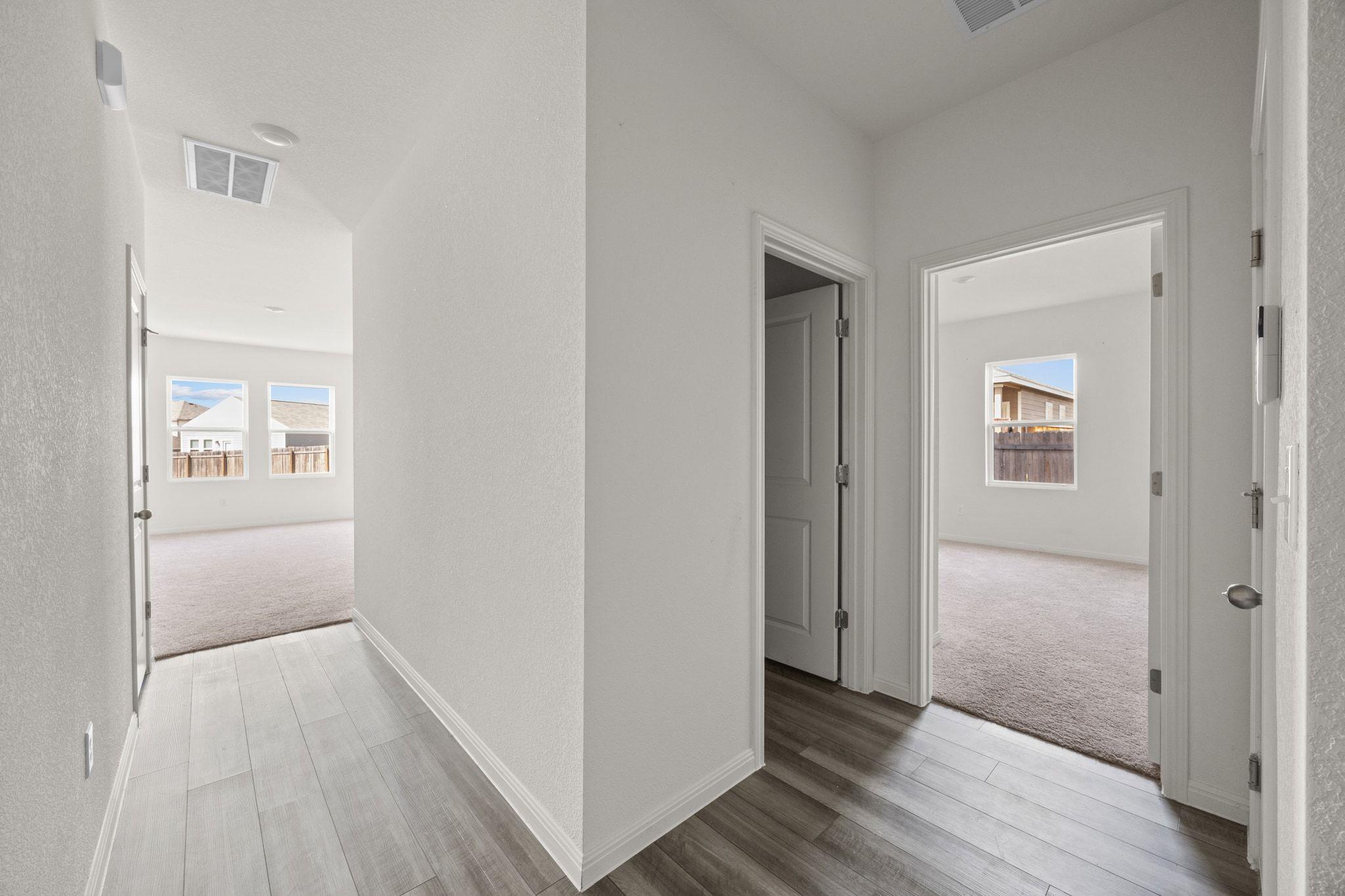 410 Magnum Force Dr, Jarrell, TX 76537