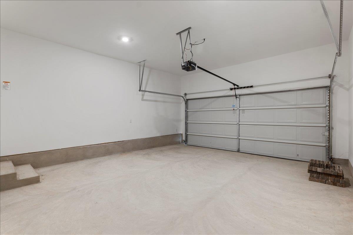 133 Green Knoll Ln, Georgetown, TX 78628