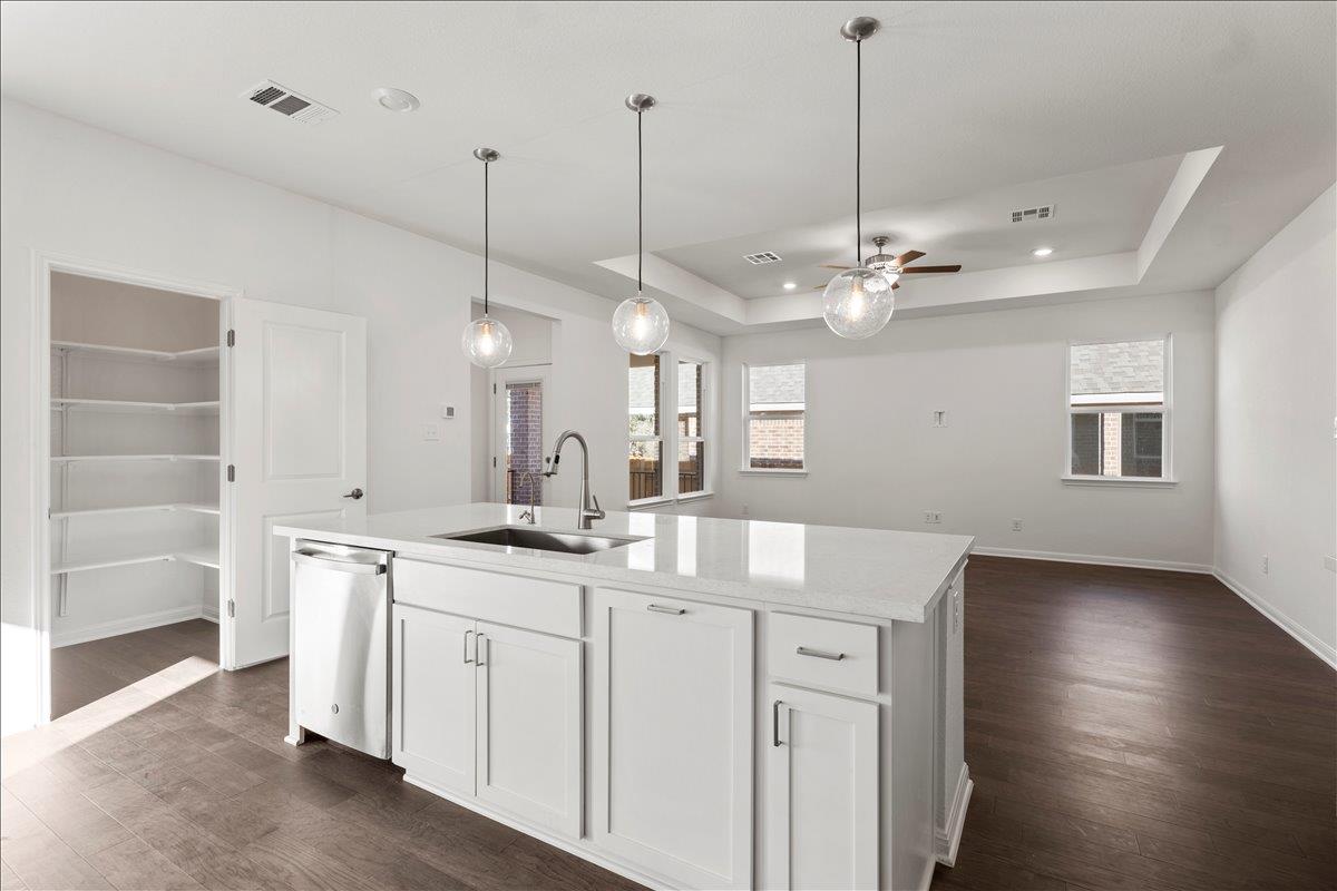 133 Green Knoll Ln, Georgetown, TX 78628